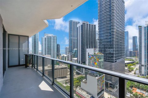 Condo in Miami, Florida, 1 bedroom  № 1980891 - photo 28