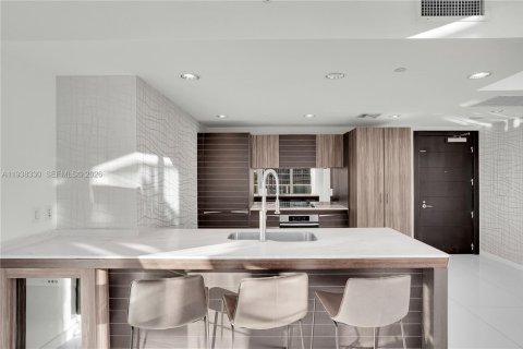 Купить кондоминиум в Майами, Флорида 2 спальни, 132.85м2, № 1998196 - фото 8