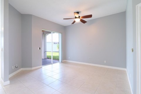 Casa en venta en Port St. Lucie, Florida, 3 dormitorios, 139.26 m2 № 2417191 - foto 8
