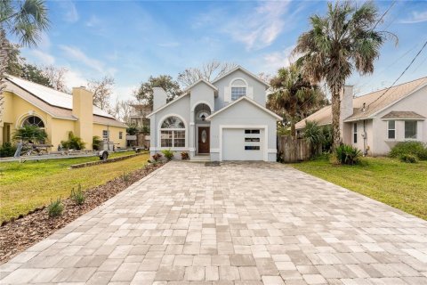 House in Saint Augustine, Florida 3 bedrooms, 119.29 sq.m. № 1724758 - photo 4