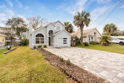 House in Saint Augustine, Florida 3 bedrooms, 119.29 sq.m. № 1724758 - photo 1