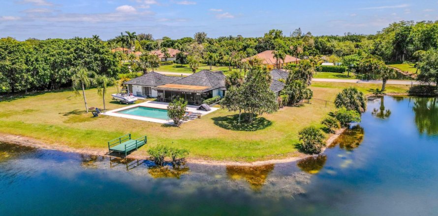 Casa en Lake Worth, Florida 4 dormitorios, 272.2 m2 № 1208032