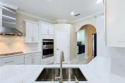 Villa ou maison à vendre à Orlando, Floride: 4 chambres, 223.89 m2 № 2138534 - photo 9