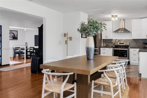 Снять в аренду виллу или дом в Бискейн-Парк, Флорида 3 спальни, 175.31м2, № 2035023 - фото 16