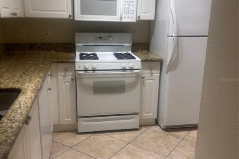 Condominio en alquiler en Clearwater, Florida, 1 dormitorio, 82.68 m2 № 1782351 - foto 2