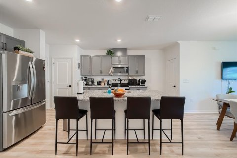 Townhouse in Davenport, Florida 3 bedrooms, 145.58 sq.m. № 1777444 - photo 13