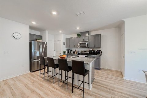 Townhouse in Davenport, Florida 3 bedrooms, 145.58 sq.m. № 1777444 - photo 14