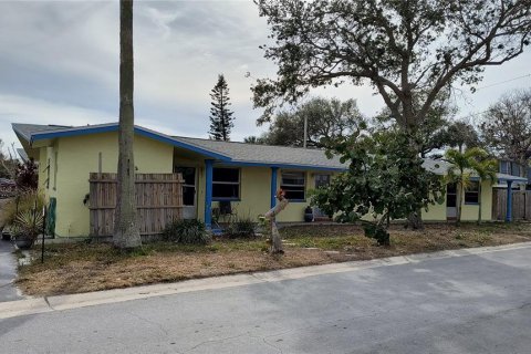 Terreno en venta en Indian Rocks Beach, Florida № 1568951 - foto 6