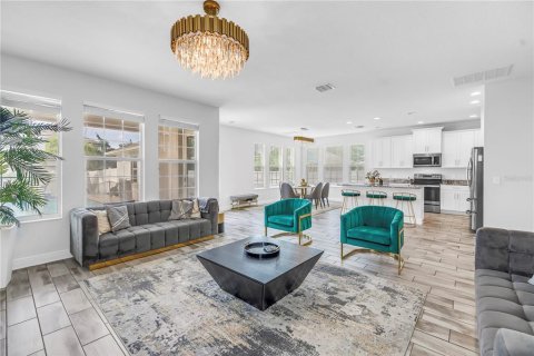 Casa en venta en Saint Petersburg, Florida, 4 dormitorios, 275.27 m2 № 1900834 - foto 4