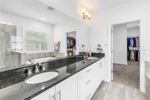 Casa en venta en Saint Petersburg, Florida, 4 dormitorios, 275.27 m2 № 1900834 - foto 30