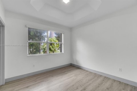 Townhouse in Homestead, Florida 3 bedrooms, 108.6 sq.m. № 1728623 - photo 16