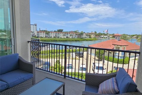 Condo in Venice, Florida, 3 bedrooms  № 2218746 - photo 22