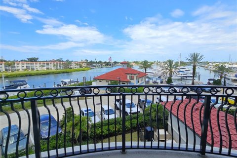 Condo in Venice, Florida, 3 bedrooms  № 2218746 - photo 3