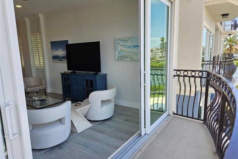 Condo in Venice, Florida, 3 bedrooms  № 2218746 - photo 18