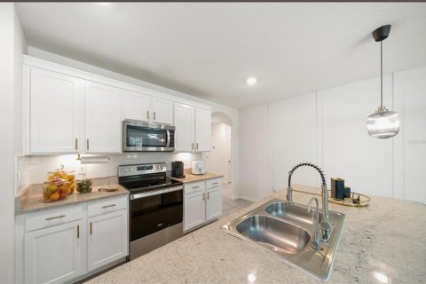 Casa en venta en Ocala, Florida, 4 dormitorios, 169.73 m2 № 2105151 - foto 14