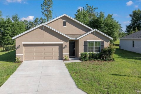 Casa en Ocala, Florida 4 dormitorios, 169.73 m2 № 2105151