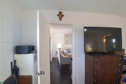 Copropriété à vendre à Sunrise, Floride: 2 chambres, 79.9 m2 № 1945808 - photo 26