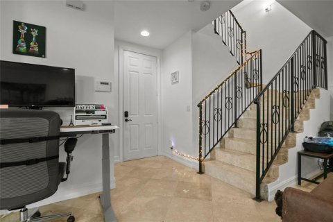 Adosado en venta en Fort Lauderdale, Florida, 3 dormitorios, 228.17 m2 № 2172034 - foto 20