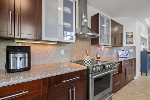 Adosado en venta en Fort Lauderdale, Florida, 3 dormitorios, 228.17 m2 № 2172034 - foto 10