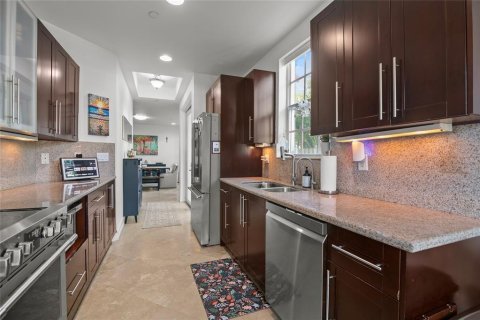 Adosado en venta en Fort Lauderdale, Florida, 3 dormitorios, 228.17 m2 № 2172034 - foto 11