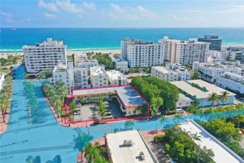 Copropriété à vendre à Miami Beach, Floride: 6 chambres, 39.02 m2 № 2013421 - photo 2