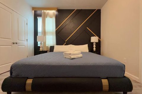 Купить виллу или дом в Киссимми, Флорида 4 комнаты, 580.55м2, № 2098034 - фото 9