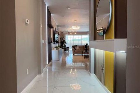 Купить виллу или дом в Киссимми, Флорида 4 комнаты, 580.55м2, № 2098034 - фото 2