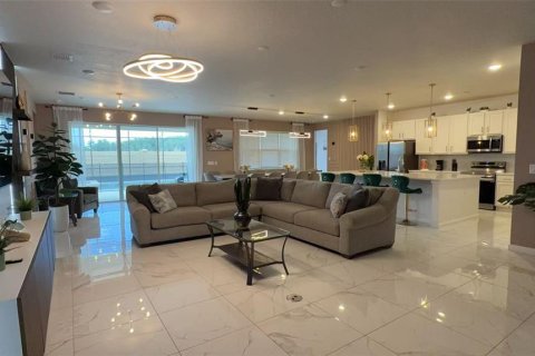 Купить виллу или дом в Киссимми, Флорида 4 комнаты, 580.55м2, № 2098034 - фото 3
