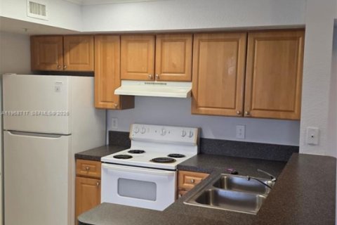 Condo in Delray Beach, Florida, 2 bedrooms  № 2031796 - photo 6