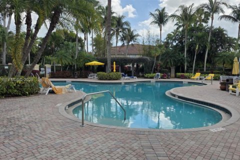 Condo in Delray Beach, Florida, 2 bedrooms  № 2031796 - photo 24