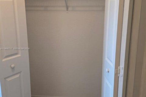 Condo in Delray Beach, Florida, 2 bedrooms  № 2031796 - photo 18