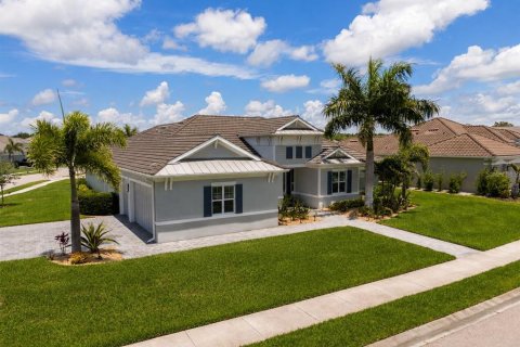Casa en venta en Sarasota, Florida, 4 dormitorios, 269.79 m2 № 2226875 - foto 2