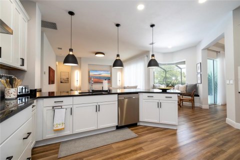 Casa en venta en Sarasota, Florida, 4 dormitorios, 269.79 m2 № 2226875 - foto 21