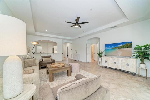 Copropriété à vendre à Lakewood Ranch, Floride: 3 chambres, 217.76 m2 № 2398996 - photo 11
