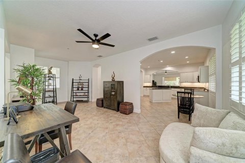 Copropriété à vendre à Lakewood Ranch, Floride: 3 chambres, 217.76 m2 № 2398996 - photo 5
