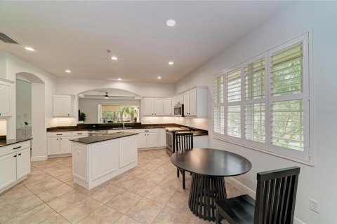 Copropriété à vendre à Lakewood Ranch, Floride: 3 chambres, 217.76 m2 № 2398996 - photo 6