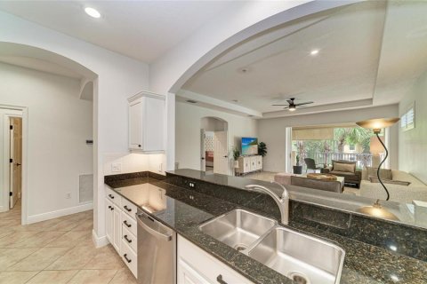 Copropriété à vendre à Lakewood Ranch, Floride: 3 chambres, 217.76 m2 № 2398996 - photo 7
