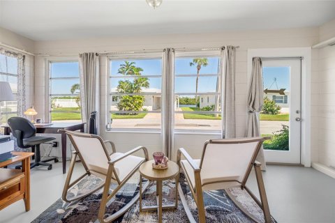 Copropriété à vendre à Englewood, Floride: 2 chambres, 110.37 m2 № 2415162 - photo 3