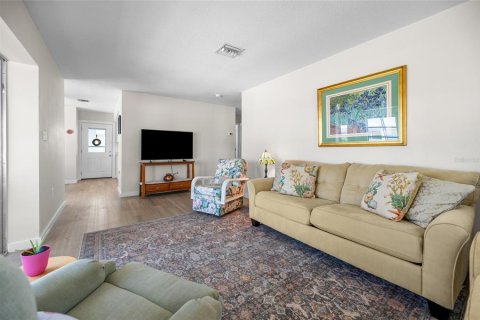 Copropriété à vendre à Englewood, Floride: 2 chambres, 110.37 m2 № 2415162 - photo 7