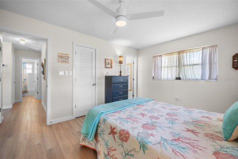 Copropriété à vendre à Englewood, Floride: 2 chambres, 110.37 m2 № 2415162 - photo 9