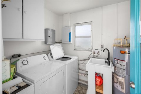 Copropriété à vendre à Englewood, Floride: 2 chambres, 110.37 m2 № 2415162 - photo 20