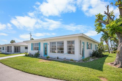 Copropriété à vendre à Englewood, Floride: 2 chambres, 110.37 m2 № 2415162 - photo 29