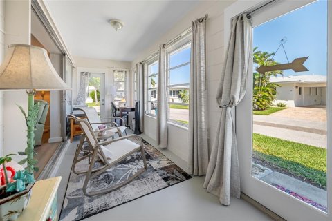 Copropriété à vendre à Englewood, Floride: 2 chambres, 110.37 m2 № 2415162 - photo 4