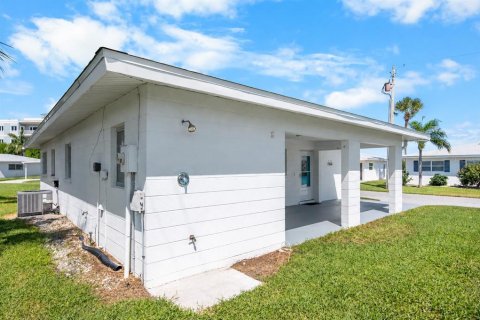 Copropriété à vendre à Englewood, Floride: 2 chambres, 110.37 m2 № 2415162 - photo 18