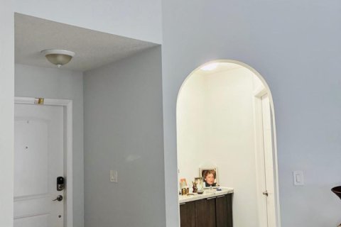Villa ou maison à vendre à Pembroke Pines, Floride: 3 chambres, 150.87 m2 № 2402018 - photo 4