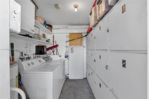 Copropriété à vendre à Hollywood, Floride: 1 chambre, 55.74 m2 № 1961155 - photo 28