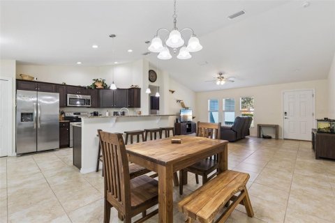 House in Belleview, Florida 3 bedrooms, 158.12 sq.m. № 2237381 - photo 5