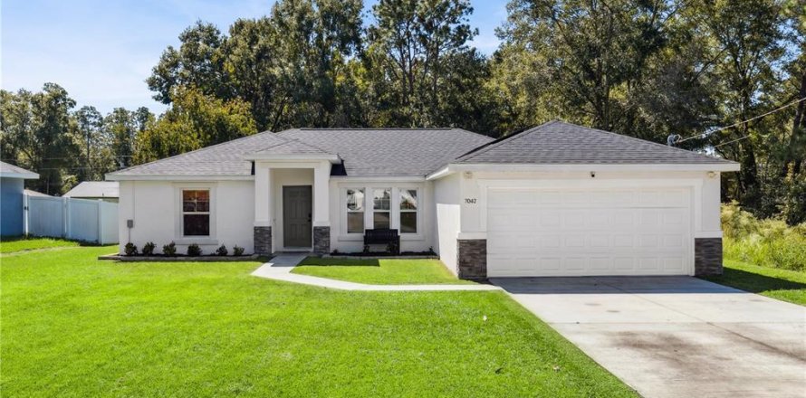 House in Belleview, Florida 3 bedrooms, 158.12 sq.m. № 2237381