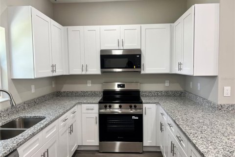 Villa ou maison à vendre à Tampa, Floride: 3 chambres, 116.22 m2 № 2095707 - photo 5