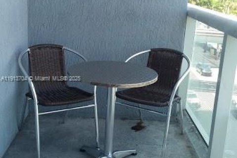 Copropriété à vendre à Miami, Floride: 44.96 m2 № 1968925 - photo 9